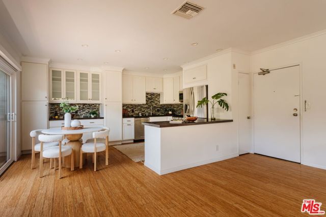 10760 Missouri Avenue 102, Los Angeles, CA 90025