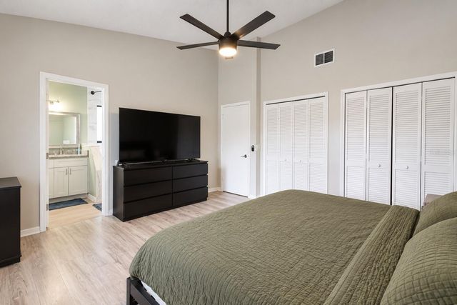 120 N ABERDEEN CIRCLE, Sanford, FL 32773