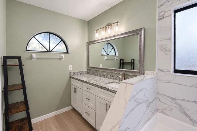 120 N ABERDEEN CIRCLE, Sanford, FL 32773