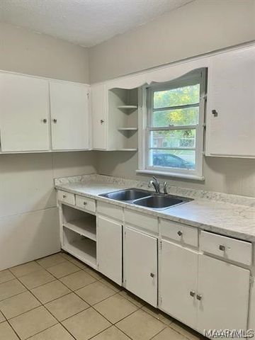 3134 Meadow Lane, Montgomery, AL 36116