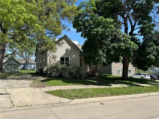 609 N MULBERRY Street, Maryville, MO 64468