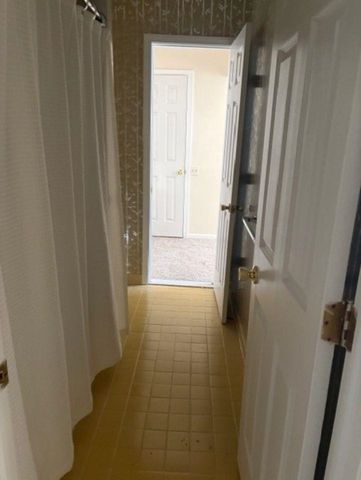 42499 Eldon Circle, Clinton Twp, MI 48038