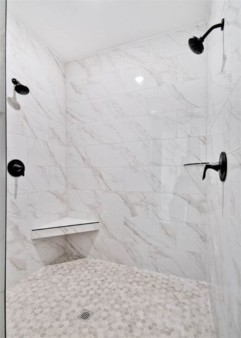 1 Glemsford Drive, Bella Vista, AR 72714