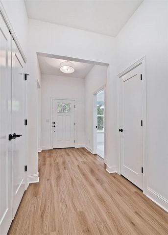 1 Glemsford Drive, Bella Vista, AR 72714