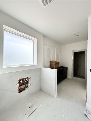 1 Glemsford Drive, Bella Vista, AR 72714