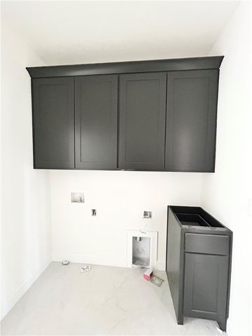 1 Glemsford Drive, Bella Vista, AR 72714