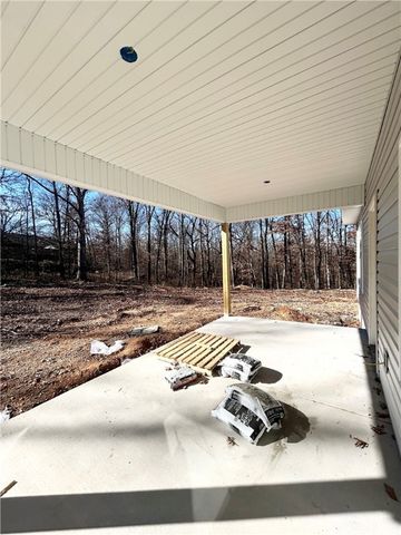 1 Glemsford Drive, Bella Vista, AR 72714