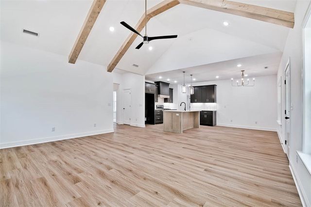 1 Glemsford Drive, Bella Vista, AR 72714