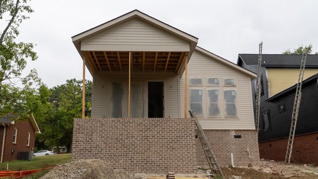3827 Edwards Ave, Nashville, TN 37216