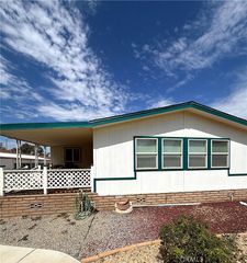 1378 Bishop, Hemet, CA 92545