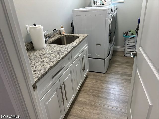 690 Wilson BLVD S, Naples, FL 34117