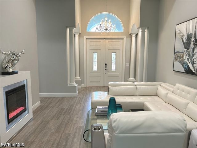 690 Wilson BLVD S, Naples, FL 34117