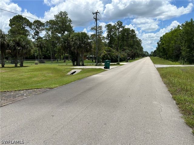 690 Wilson BLVD S, Naples, FL 34117