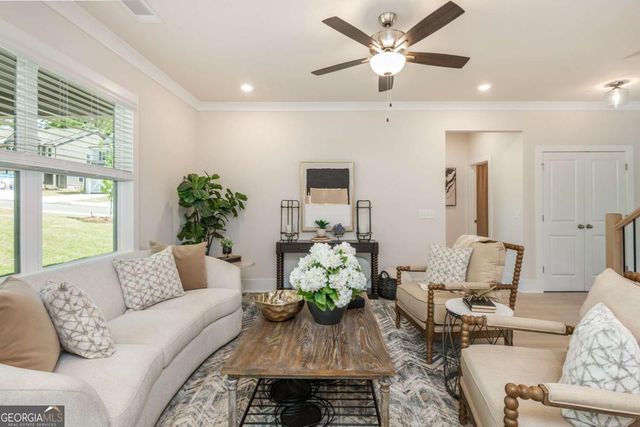 5587 Overview Drive, Flowery Branch, GA 30542