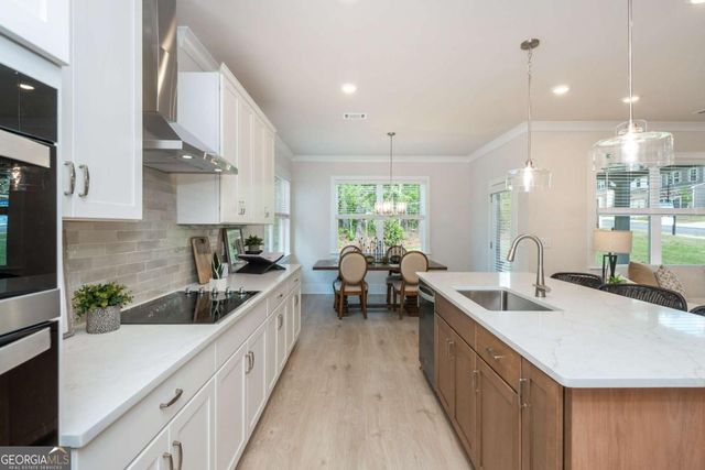 5587 Overview Drive, Flowery Branch, GA 30542