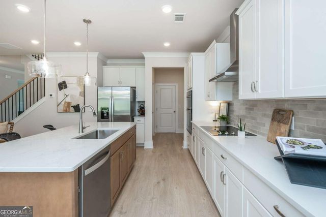5587 Overview Drive, Flowery Branch, GA 30542