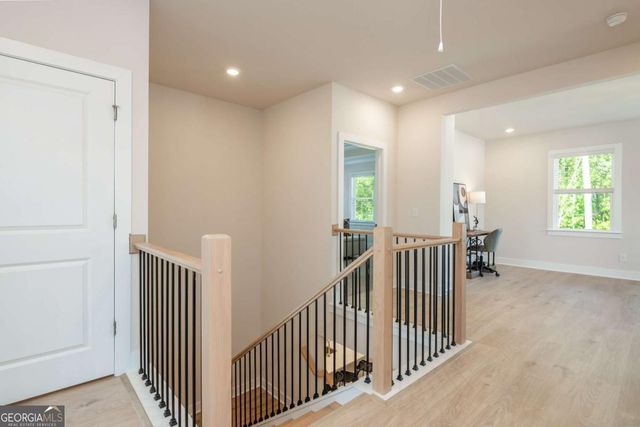 5587 Overview Drive, Flowery Branch, GA 30542