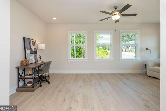 5587 Overview Drive, Flowery Branch, GA 30542