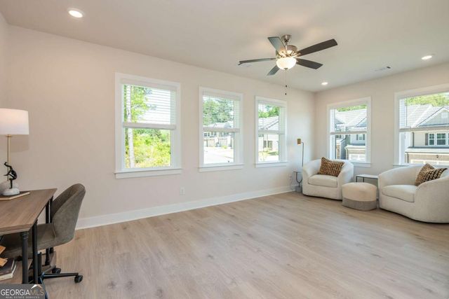 5587 Overview Drive, Flowery Branch, GA 30542