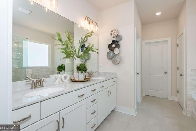 5587 Overview Drive, Flowery Branch, GA 30542