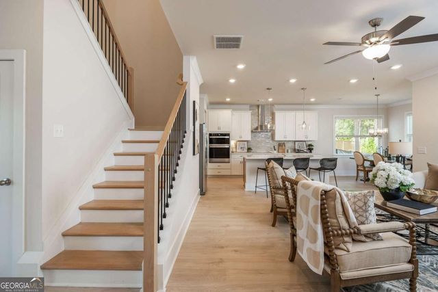 5587 Overview Drive, Flowery Branch, GA 30542
