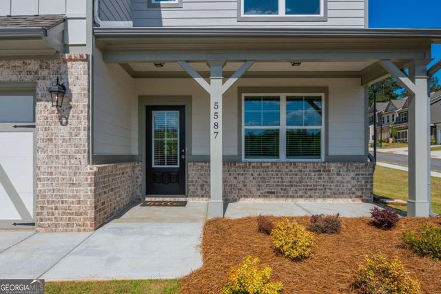 5587 Overview Drive, Flowery Branch, GA 30542