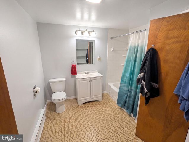 768 LEWISBERRY RD, New Cumberland, PA 17070