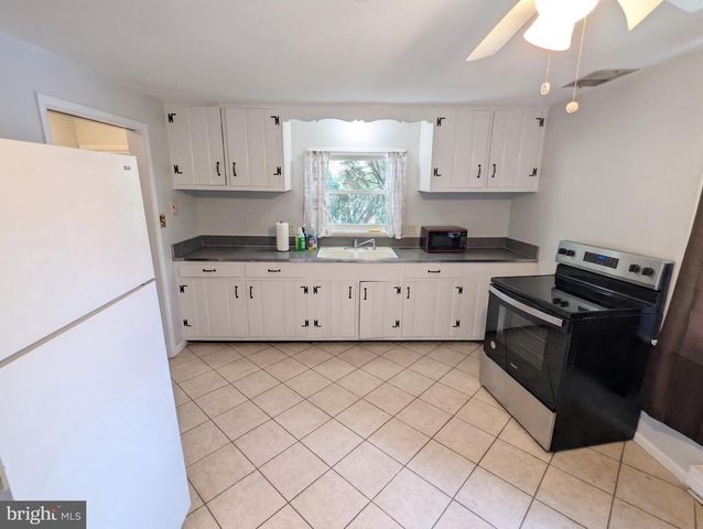 768 LEWISBERRY RD, New Cumberland, PA 17070