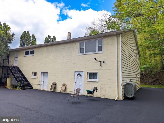 768 LEWISBERRY RD, New Cumberland, PA 17070