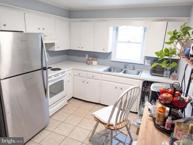 768 LEWISBERRY RD, New Cumberland, PA 17070