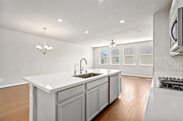 9521 Towne Lake Parkway, Cypress, TX 77433