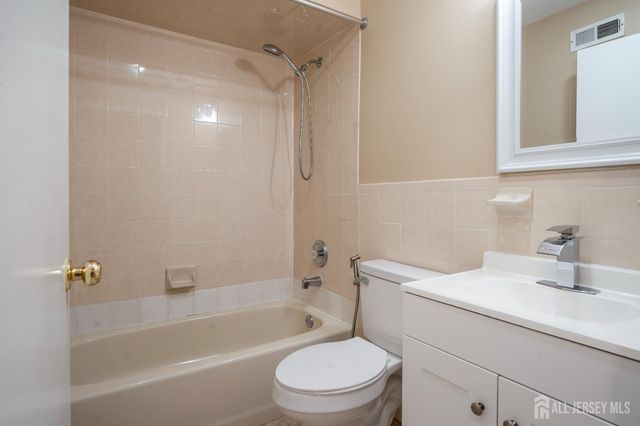 4410 Birchwood Court, North Brunswick, NJ 08902
