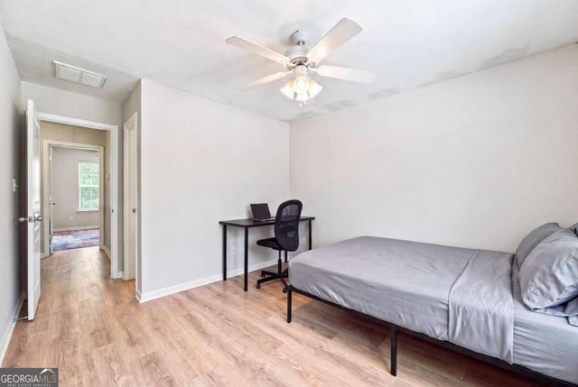 1035 Barnett Shoals Road 452, Athens, GA 30605