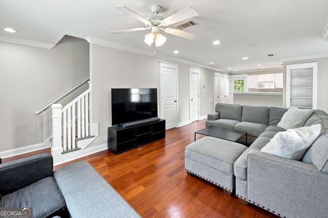 1035 Barnett Shoals Road 452, Athens, GA 30605