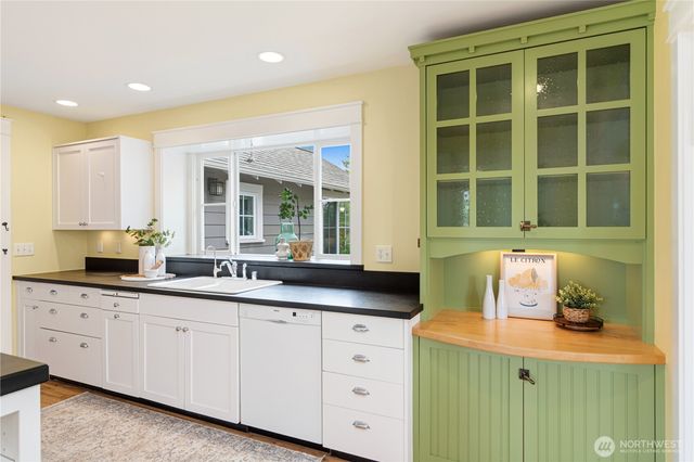 762 29th Street, Port Townsend, WA 98368
