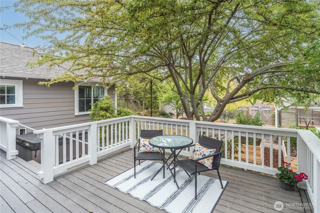 762 29th Street, Port Townsend, WA 98368