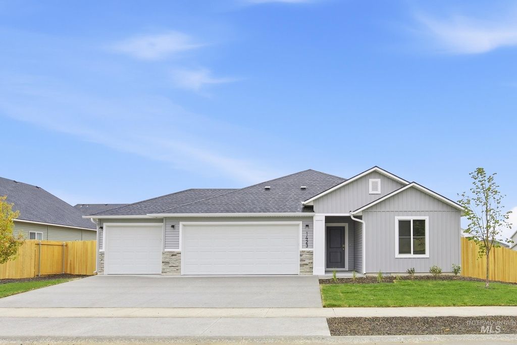 1665 Gyrfalcon St, Middleton, ID 83644 photo 1