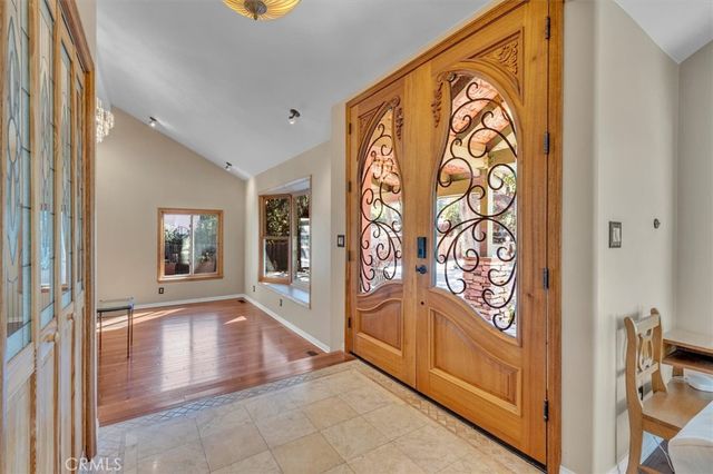 9824 Baden Avenue, Chatsworth, CA 91311
