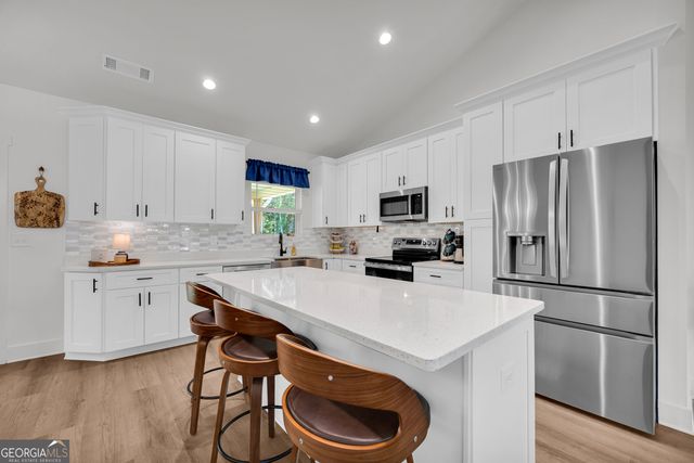 268 Park Place Drive, Lavonia, GA 30553