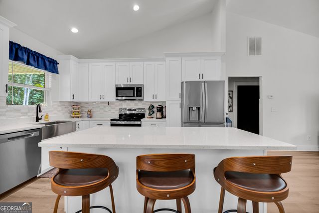 268 Park Place Drive, Lavonia, GA 30553