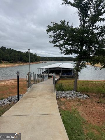 268 Park Place Drive, Lavonia, GA 30553