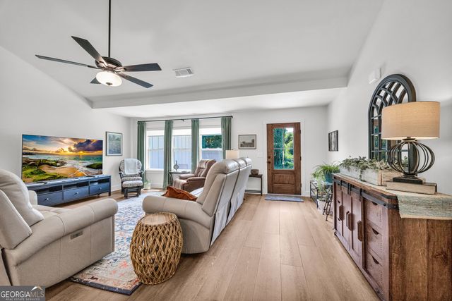 268 Park Place Drive, Lavonia, GA 30553