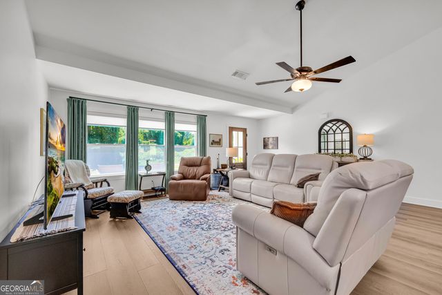 268 Park Place Drive, Lavonia, GA 30553