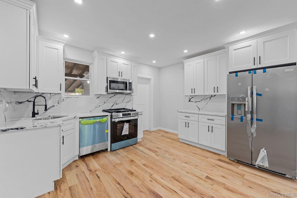4 Crosby Avenue, Brooklyn, NY 11207 — photo 3