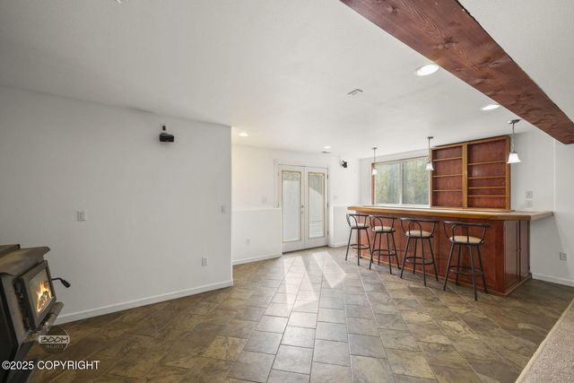 1100 N Golden Hills Drive, Palmer, AK 99645