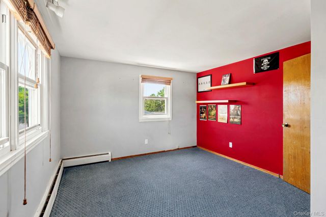 216 Gardner Avenue, Jericho, NY 11753
