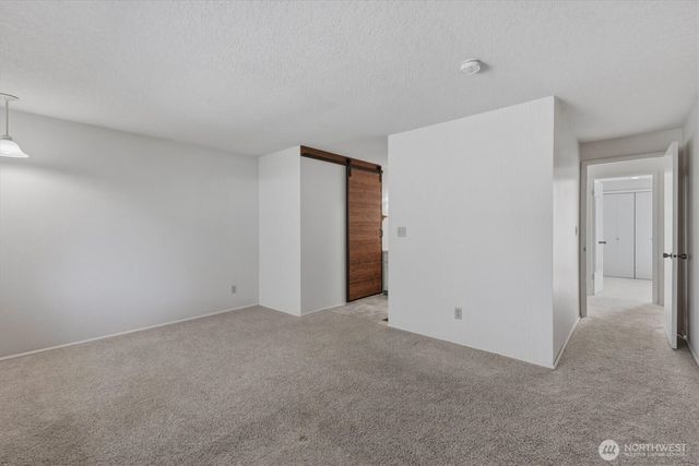 5633 Finch Drive, Longview, WA 98632