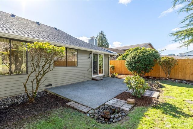 5633 Finch Drive, Longview, WA 98632