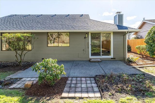 5633 Finch Drive, Longview, WA 98632