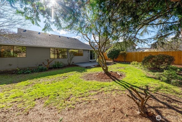 5633 Finch Drive, Longview, WA 98632